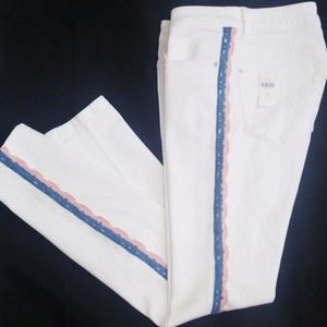 Anthropologie White High Rise Skinny Jean. Size 27